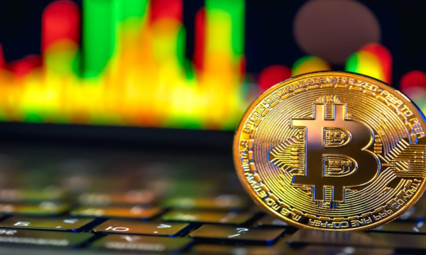 Bitcoin Climbs Back Above $71,000 but the Real Test Lies at $75,000