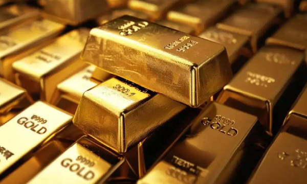 Gold Price Surges to $4,700 For The First Time Ever Gold Price Surges to $4,700 For The First Time Ever
